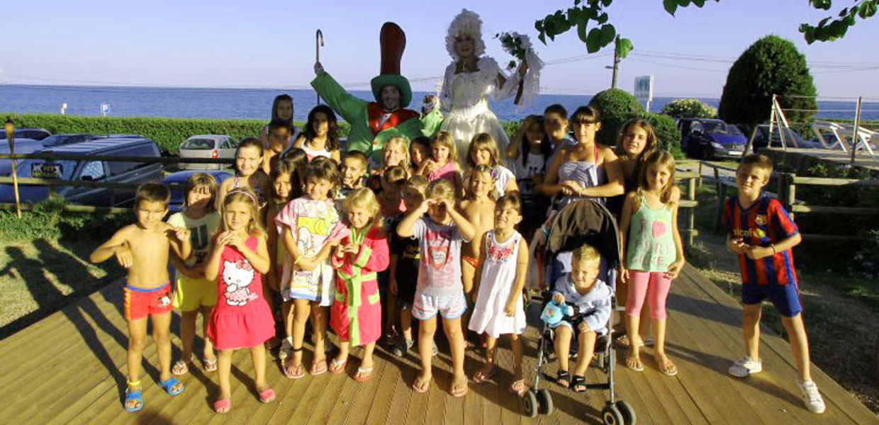 srpera03 Sr Pera y Madame Fetuchini. Compañía Penélope y Aquiles.