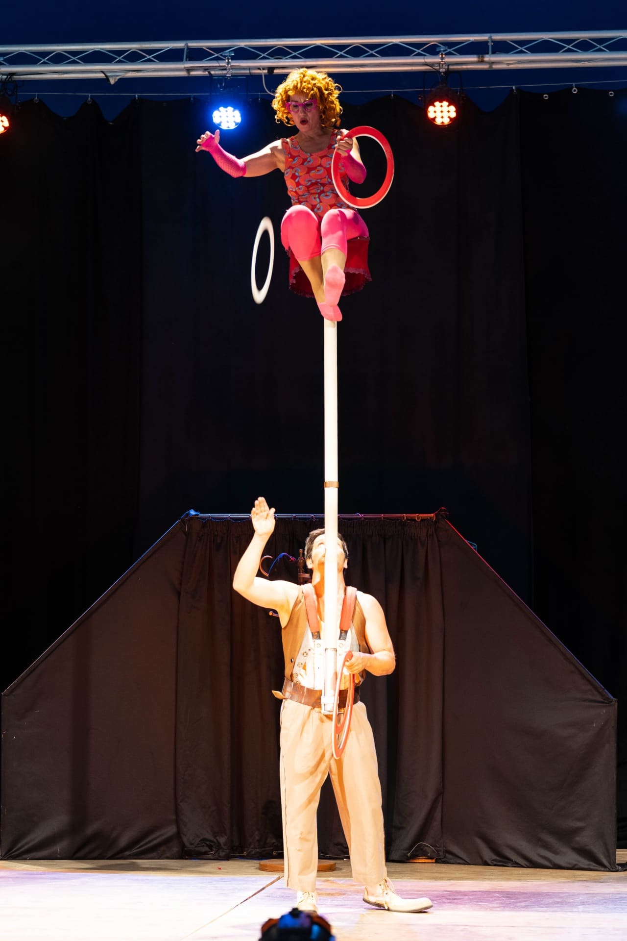 streptease_alturas-148 Streptease en las alturas. Compañía Penélope y Aquiles.