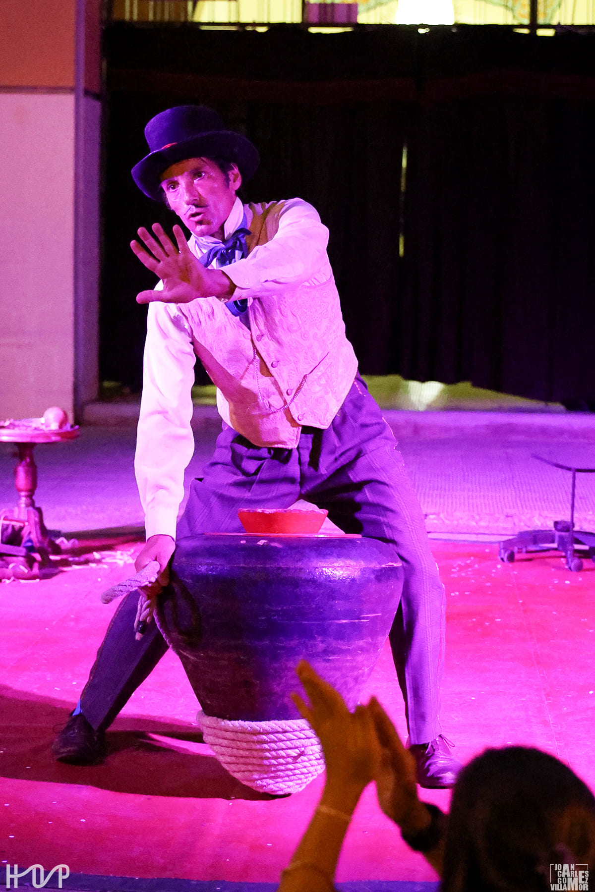 Numero baldufa 3 Número de manipulación de baldufas. Compañía Penélope y Aquiles.